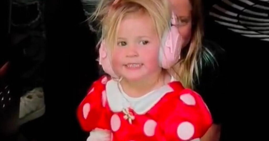 daisy blooms real name