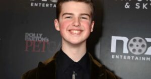 Iain Armitage Height